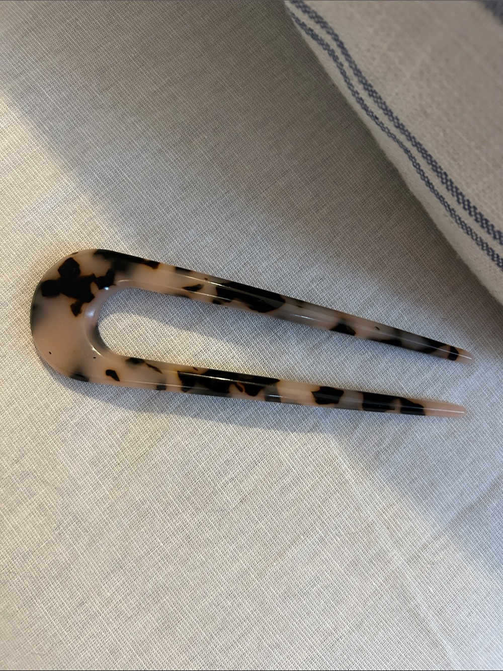 Tortoiseshell French Hair Fork - Neutral Brown Hair Accessory - Picture 4 of 4